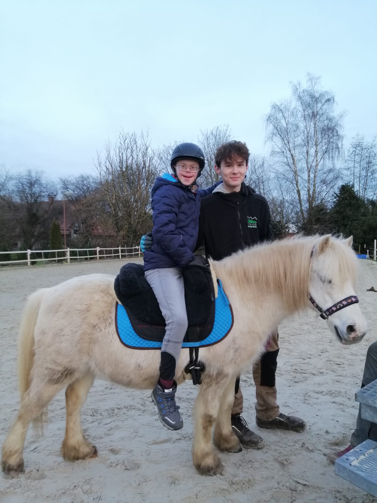 Foto Robert mit Pferd und Client